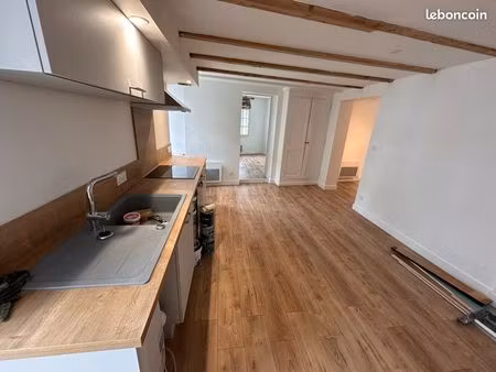 maison f5 centre ville cognac av cour