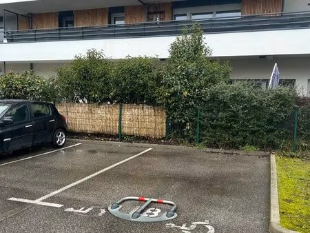 parking gaillard proche douane