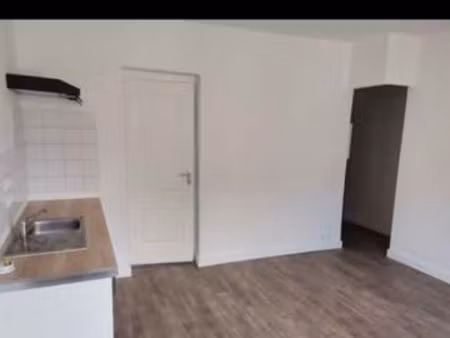appartement t2 à louer - couëron bourg