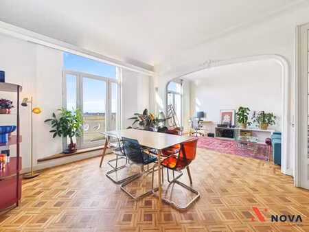 style beaux-arts – dernier étage avec vue panoramique !