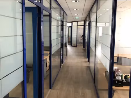 a louer mérignac bureaux 307 m2.