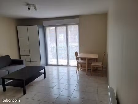 neuilly plaisance : location meublée studio