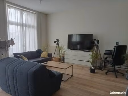 grand t3 très charmant ancien hyper centre