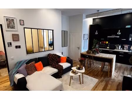 location appartement  m² t-2 à castelnaudary  500 €