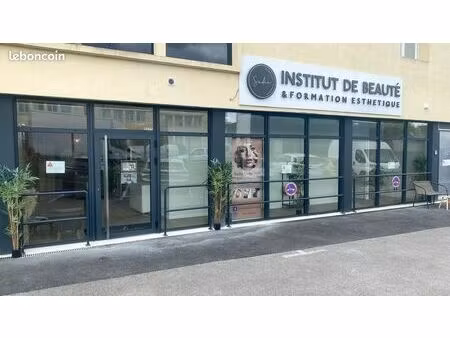 local 15m² coworking beauté – idéal esthéticienne / masseuse