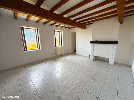 maison 3 pièces 80 m²