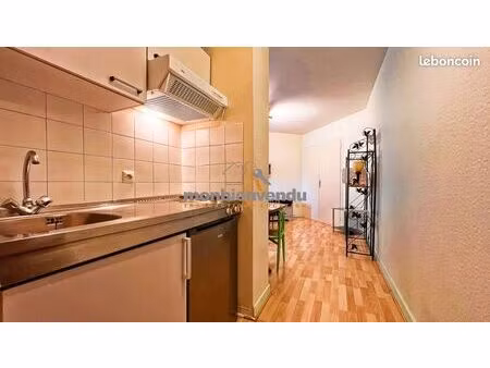 studio 1 pièce 18 m²