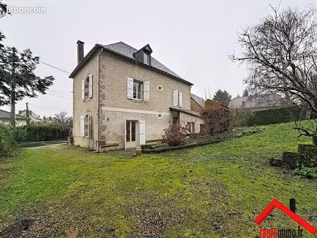 maison 6 pièces 130 m²