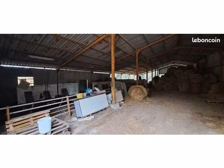 lou bâtiment agricole