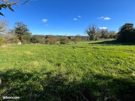 terrain 2 078 m² saint germain les vergnes