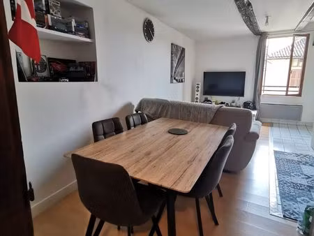 location appartement t3 64m2 + garage