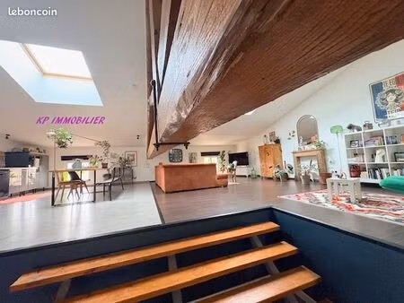 loft/atelier/surface 6 pièces 188 m²