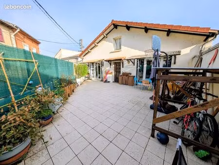 appartement 5 pièces 95 m²