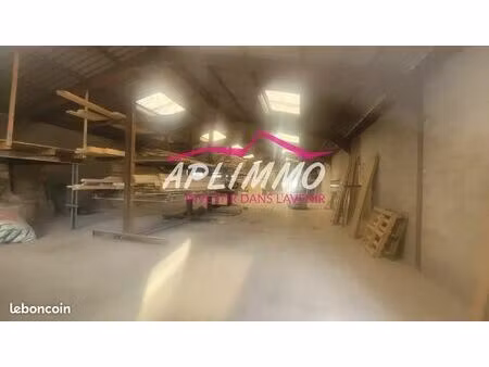 local 360 m² le teil