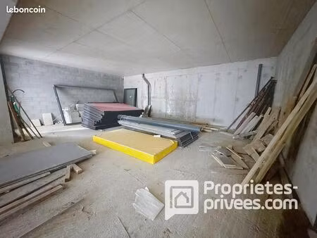 immeuble 1 pièce 66 m²