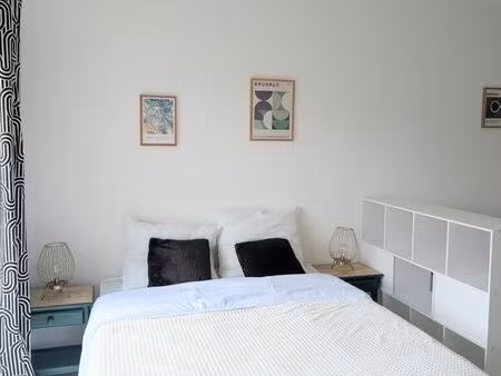 studio 29m2 avec son balcon au cœur de l'île rousse proche toutes commodités à pied