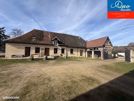 maison 5 pièces 200 m²