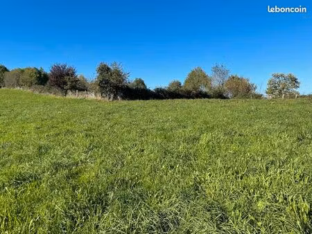 terrain 1 200 m² beynat