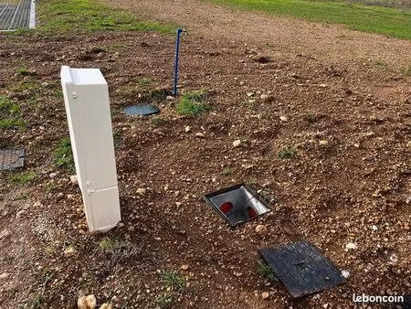 terrain 741 m² vervant