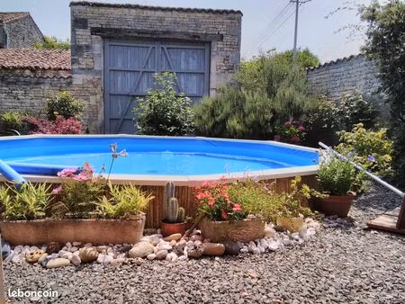 maison charentaise de 120 m2 à vendre avec on porche