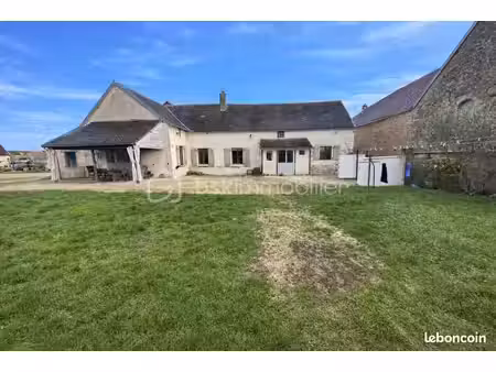 longère 5 pièces 102 m²