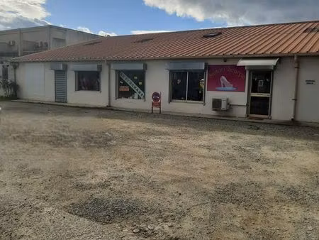 opportunité – local commercial prêt à exploiter – 100 m² – parking