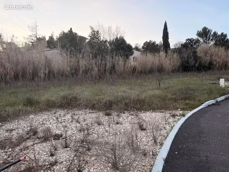 terrain 476 m² bourg saint andeol