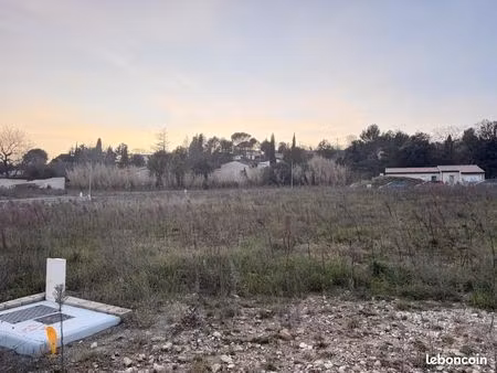 terrain 481 m² bourg saint andeol