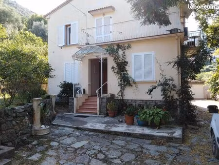 superbe f3 meublé ensoleillé proche de corte