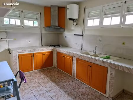 location bel appartement non meublé