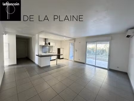 appartement 3 pièces 69 m²