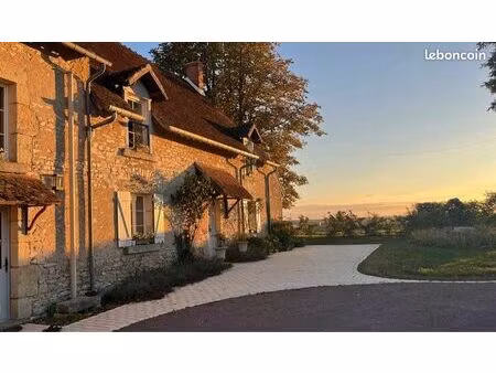 maison de caractère au calme à moins de 15 minutes de bourges