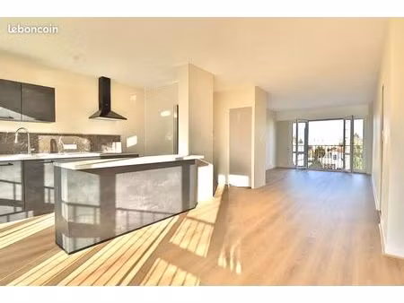 appartement 4 pièces 75 m²