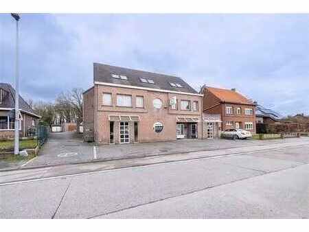 commerce avec appartement