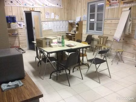 bureau & entrepôt à louer