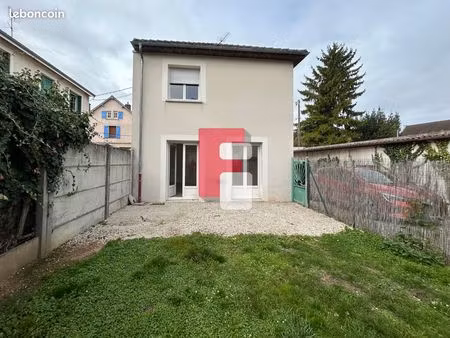 maison 5 pièces 83 m²