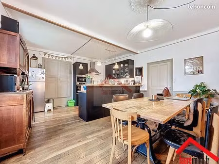 maison 5 pièces 105 m²