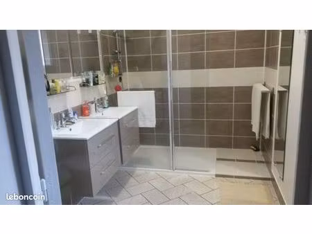 maison avec grand garage