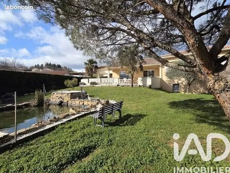 propriété 4 pièces 102 m²