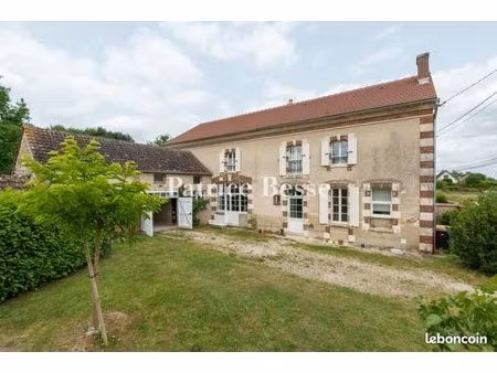 ferme 8 pièces 300 m²