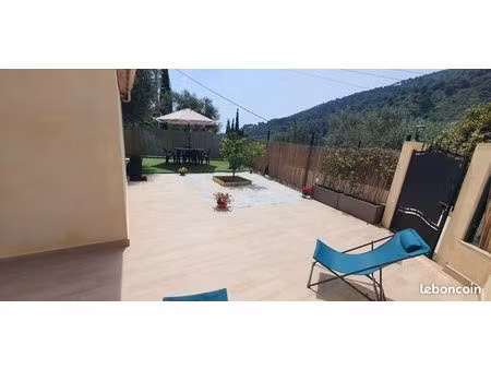 loue villa indépendante location longue durée à 4 minutes de la mer et 9 kms de monaco