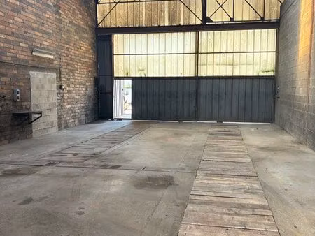 batiment stockage ou artisanat