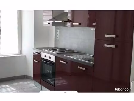 t2 neufchâteau place jeanne d’arc