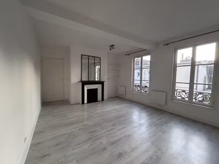 troyes hyper-centre - nouveaute en exclusivite - t2 - libre