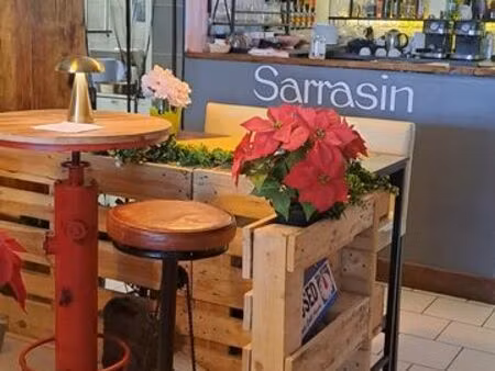 restaurant en coeur de station