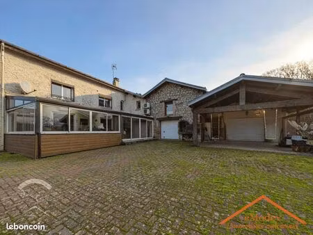 propriété 8 pièces 400 m²