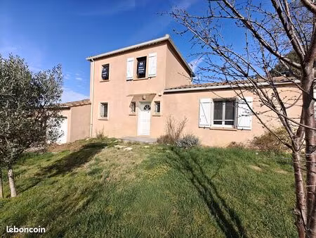 villa 4 pièces 89 m²