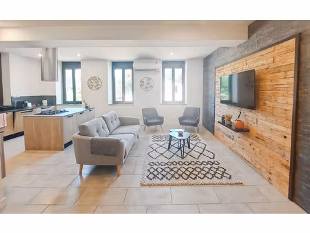 appartement montaigut-sur-save 87.13 m² t-3 à vendre  185 000 €