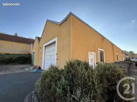 local industriel 760 m²