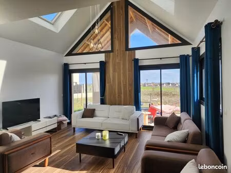 maison neuve avec beaucoup de charme à 5min caen